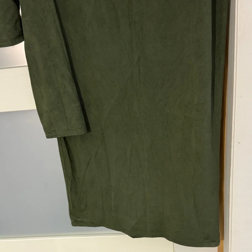 Nicki Minaj Olive Green Midi Skirt Set - Picture 5 of 10